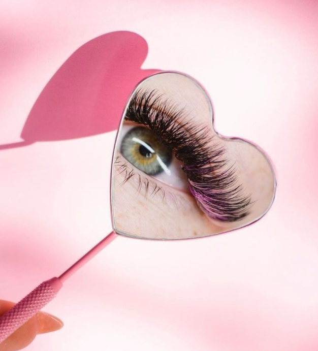 Remoção de Cílios Profissional